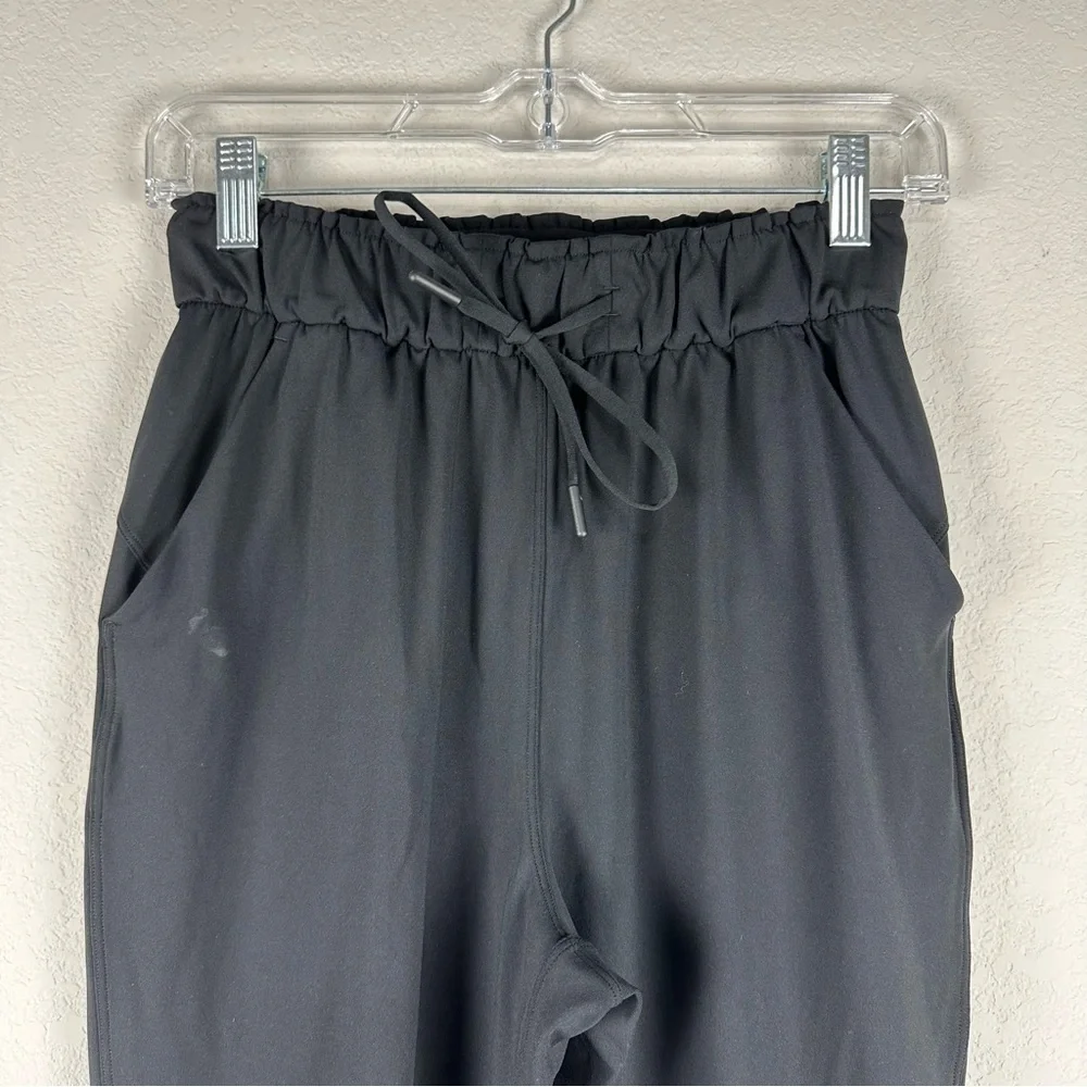 Lululemon Black Stretch High Rise Athletic Athleisure Joggers Size 4